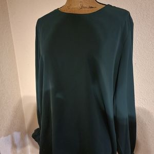 Emerald Green Blouse with bell end sleeves size xl Brand N/A